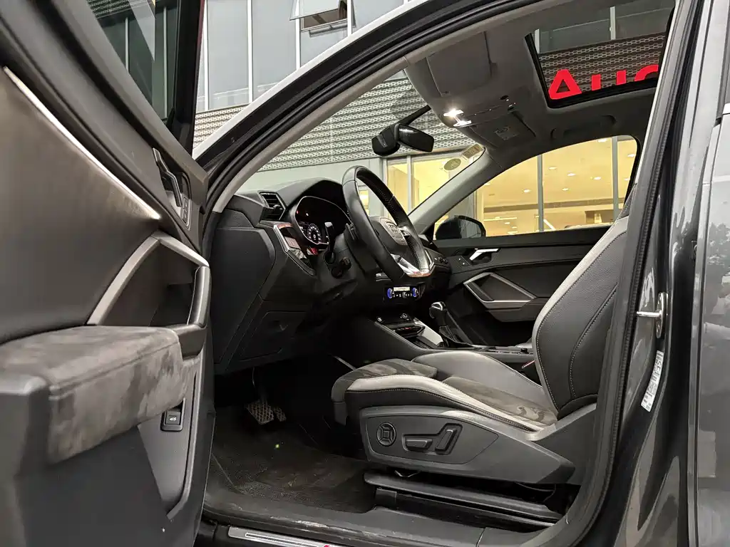 Audi Q3 — миниатюра 5