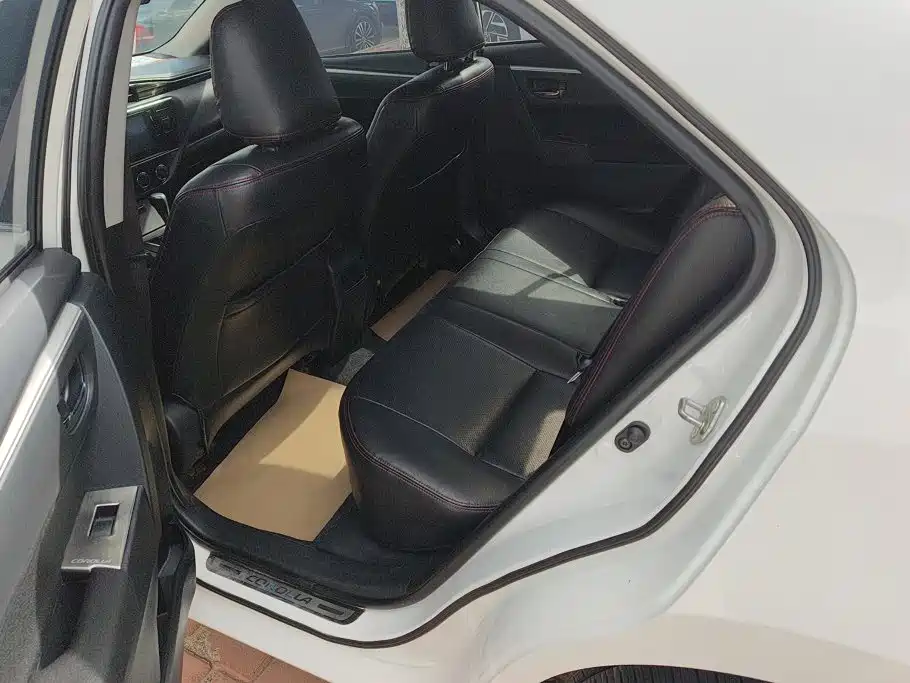Toyota Corolla — миниатюра 11