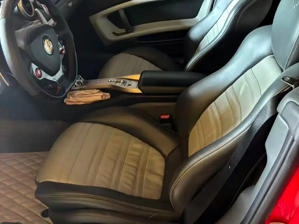 Ferrari California T 2009 4.3L