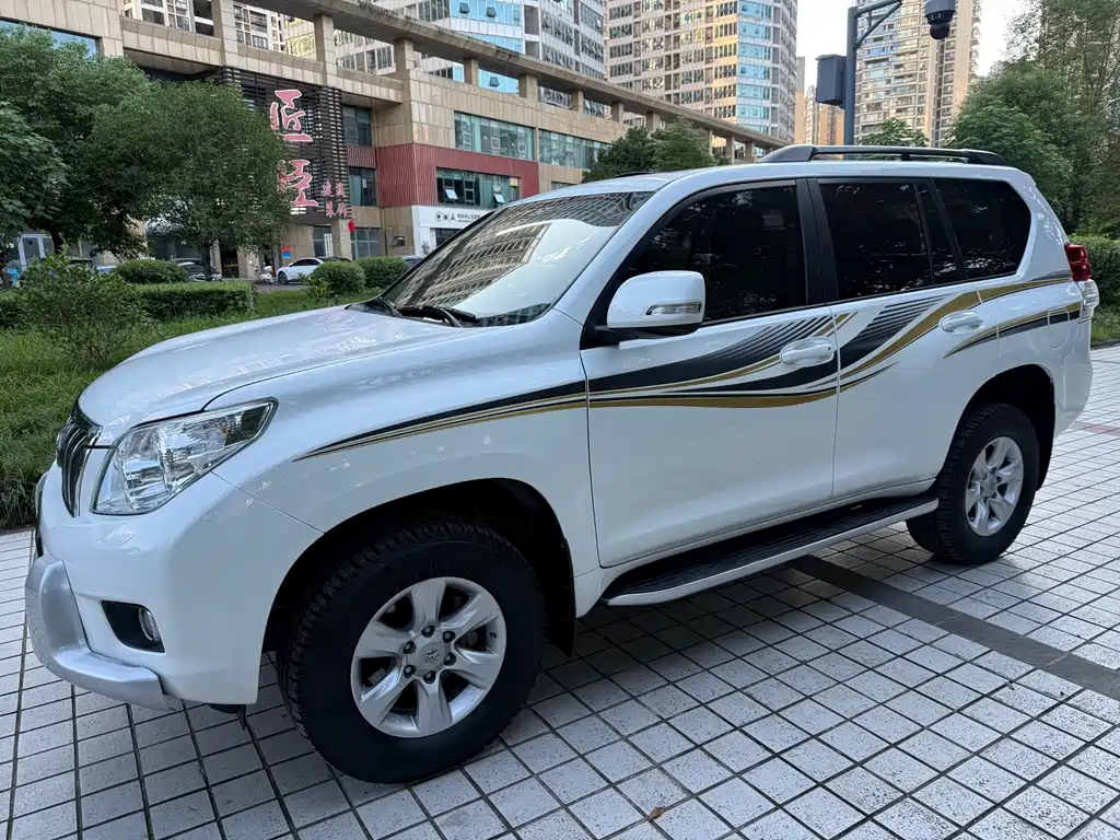 Toyota Prado — миниатюра 13