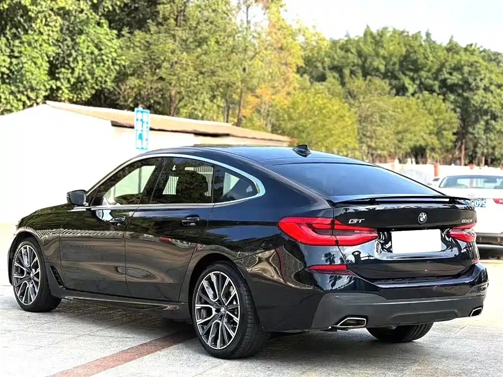 BMW 6 SERIES GT