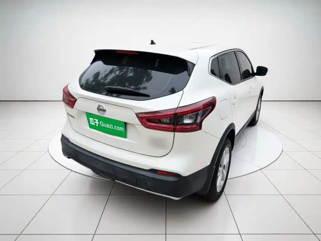 Nissan Qashqai — миниатюра 4
