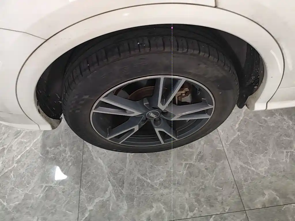 Audi Q5L — миниатюра 25