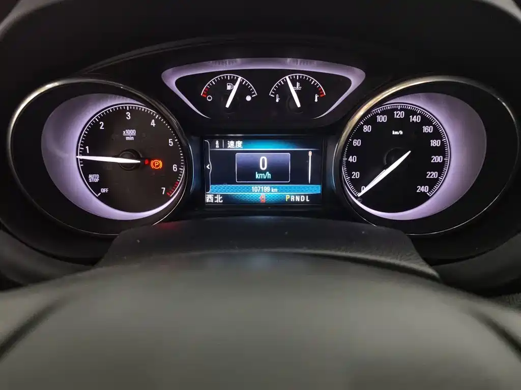 Buick Envision Plus — миниатюра 13