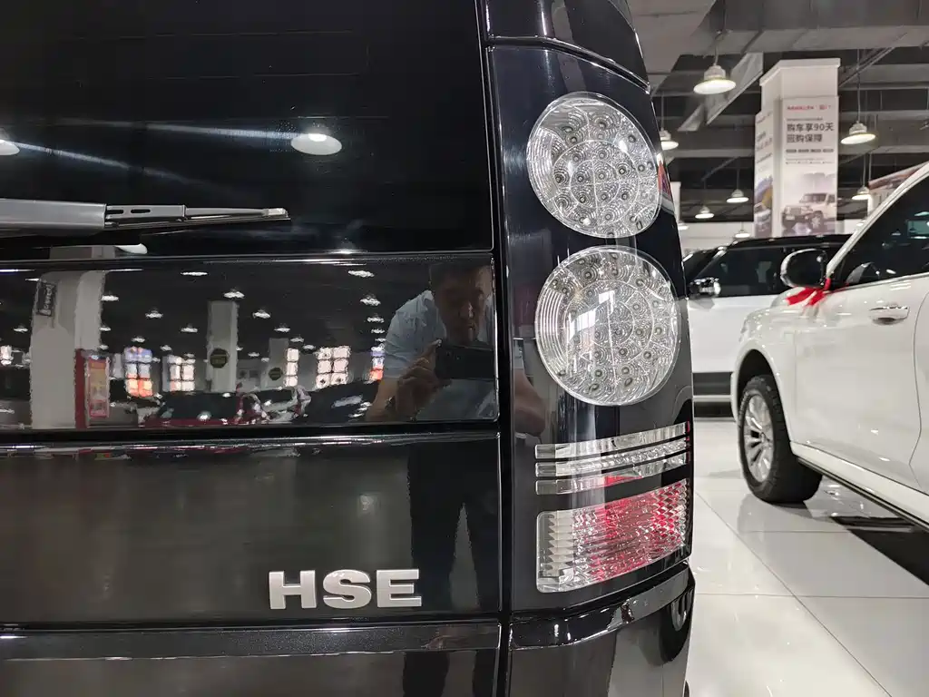 Land Rover Discovery — миниатюра 19