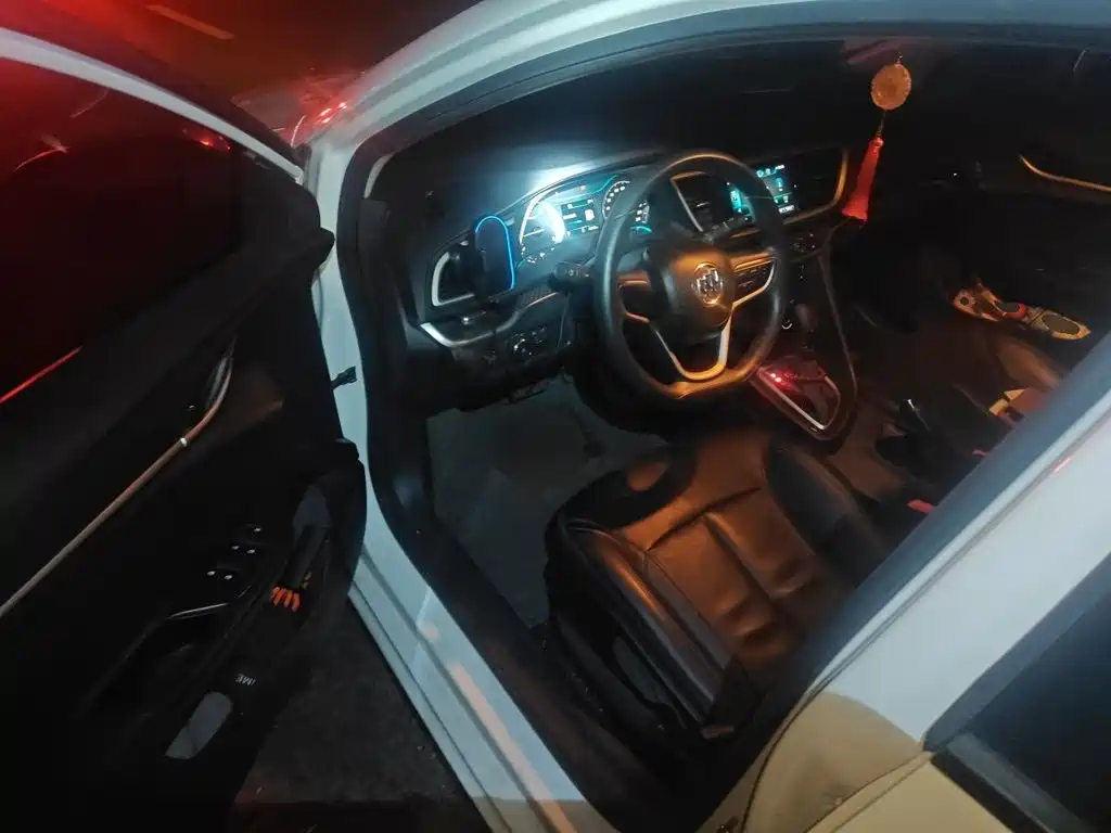 Buick Excelle — миниатюра 17