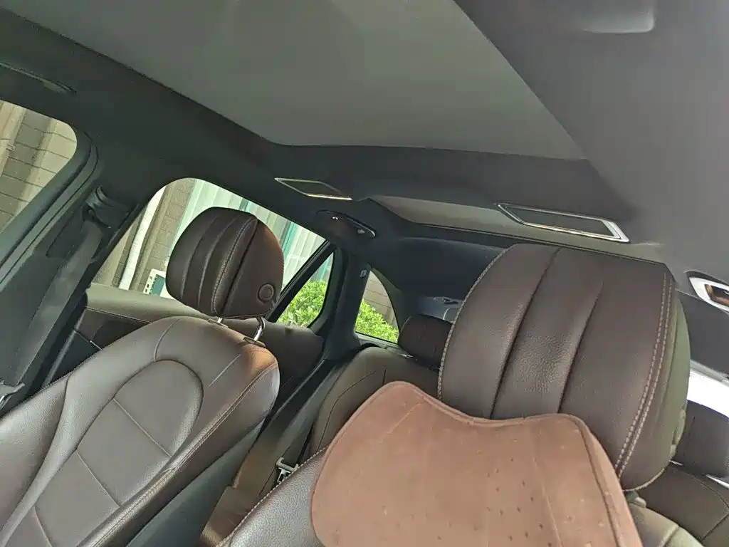 Mercedes-Benz GLC — миниатюра 19