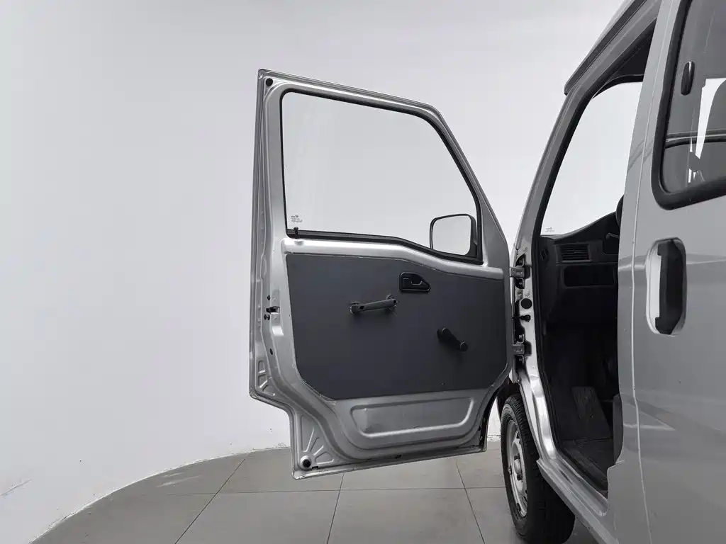 Wuling Zhiguang — миниатюра 8