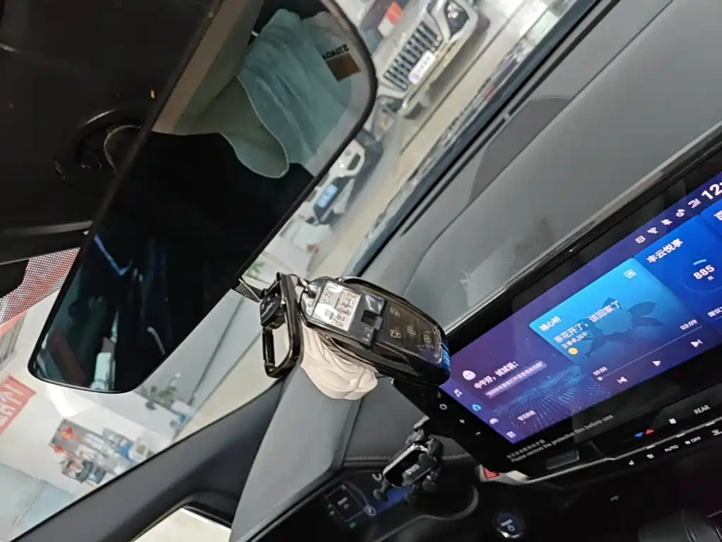 Toyota Sienna — миниатюра 9