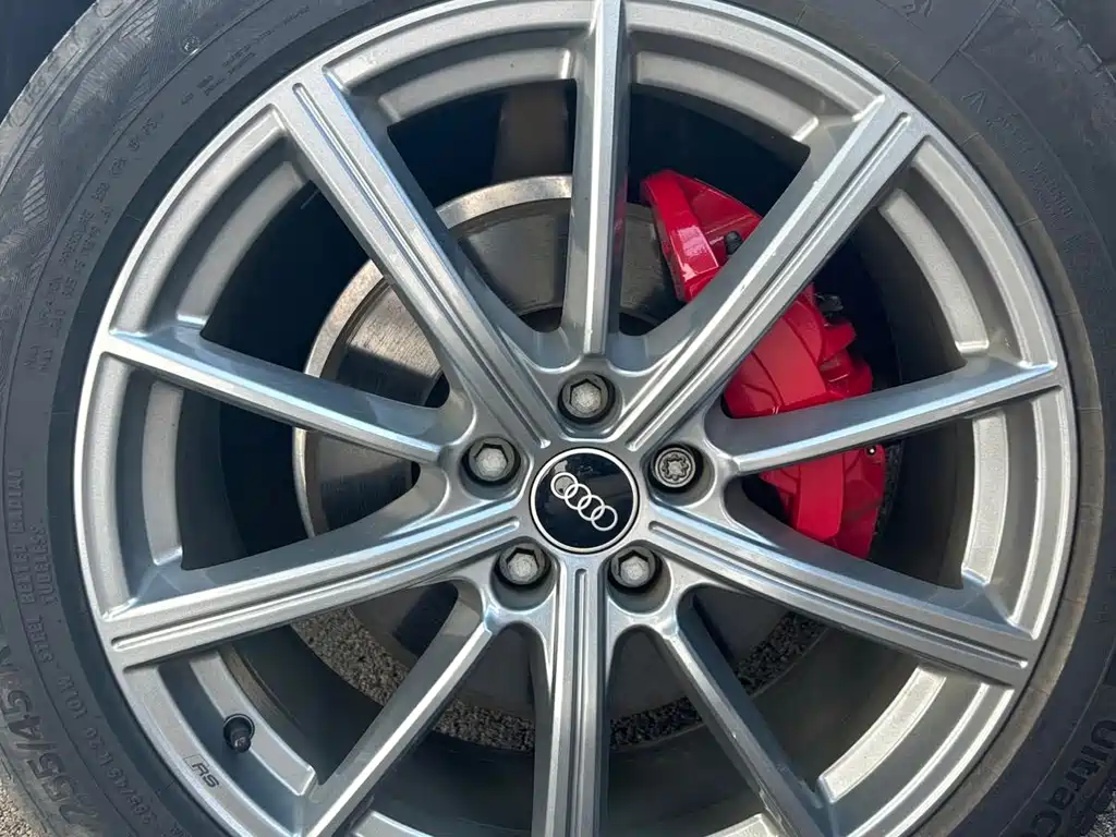 Audi Q5L — миниатюра 8