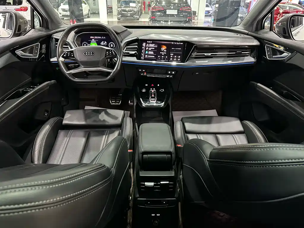 Audi Q4 e-tron — миниатюра 9