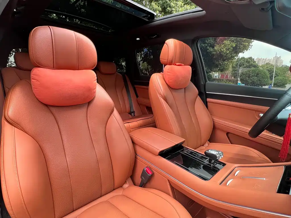 AITO ASK THE WORLD M7