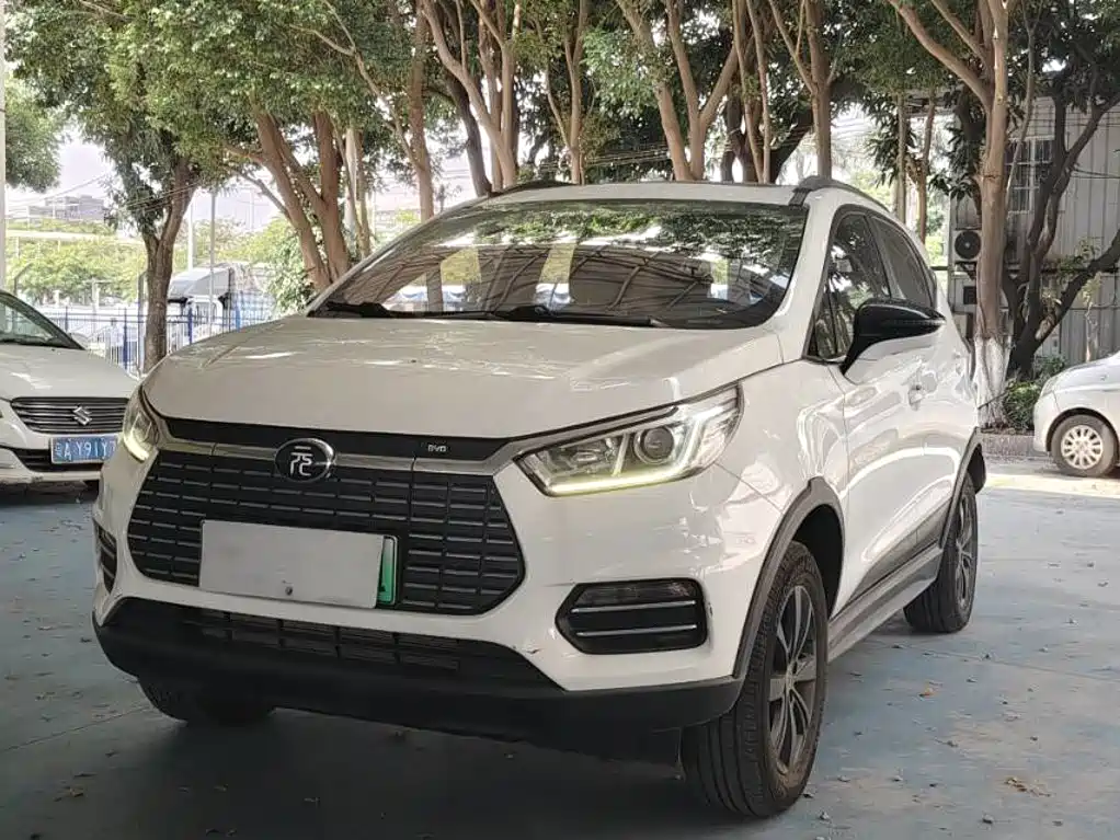 BYD Yuan EV — миниатюра 2