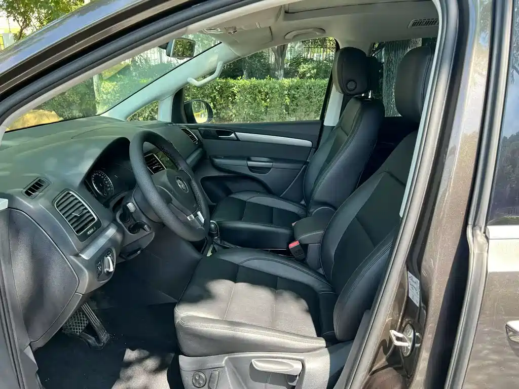 Volkswagen Sharan — миниатюра 7
