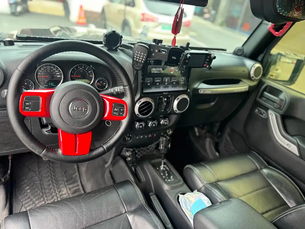 Jeep Wrangler — миниатюра 9