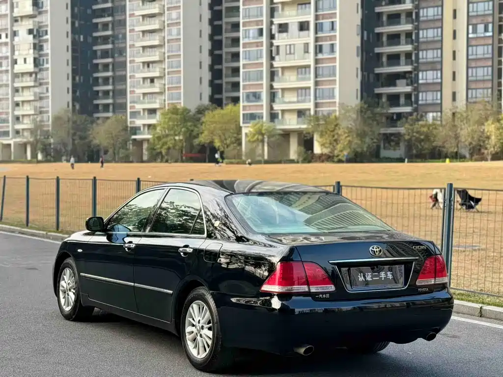 Toyota Crown 2009 2.5L Royal