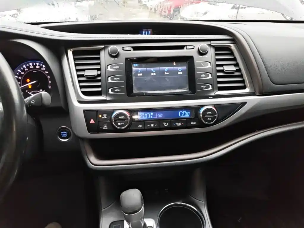 Toyota Highlander — миниатюра 13