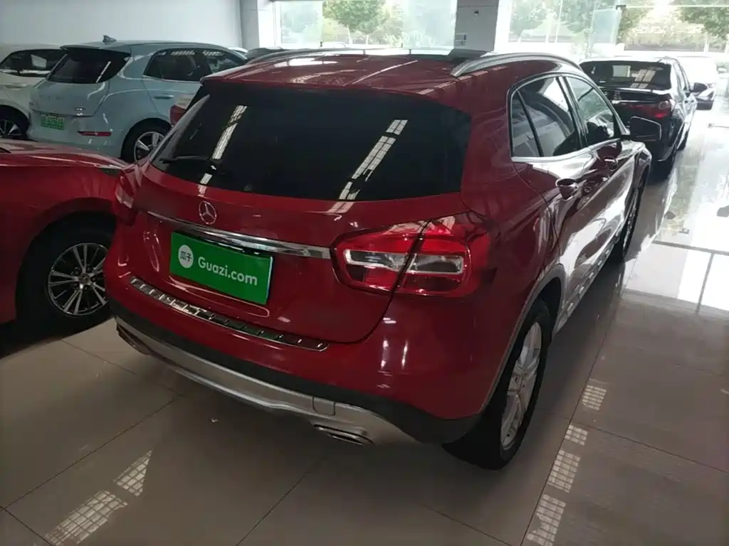 Mercedes-Benz GLA — миниатюра 7