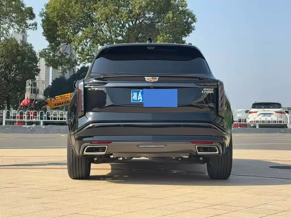 CADILLAC XT5