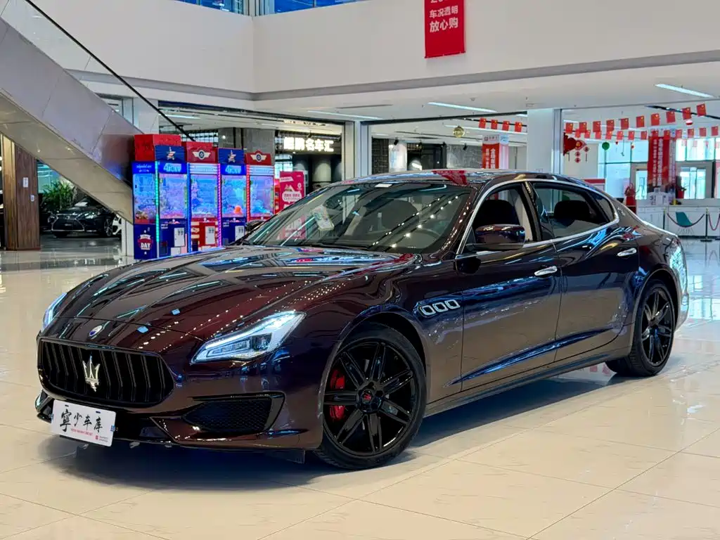 Maserati Quattroporte 3.0T Standard Type, фото 2