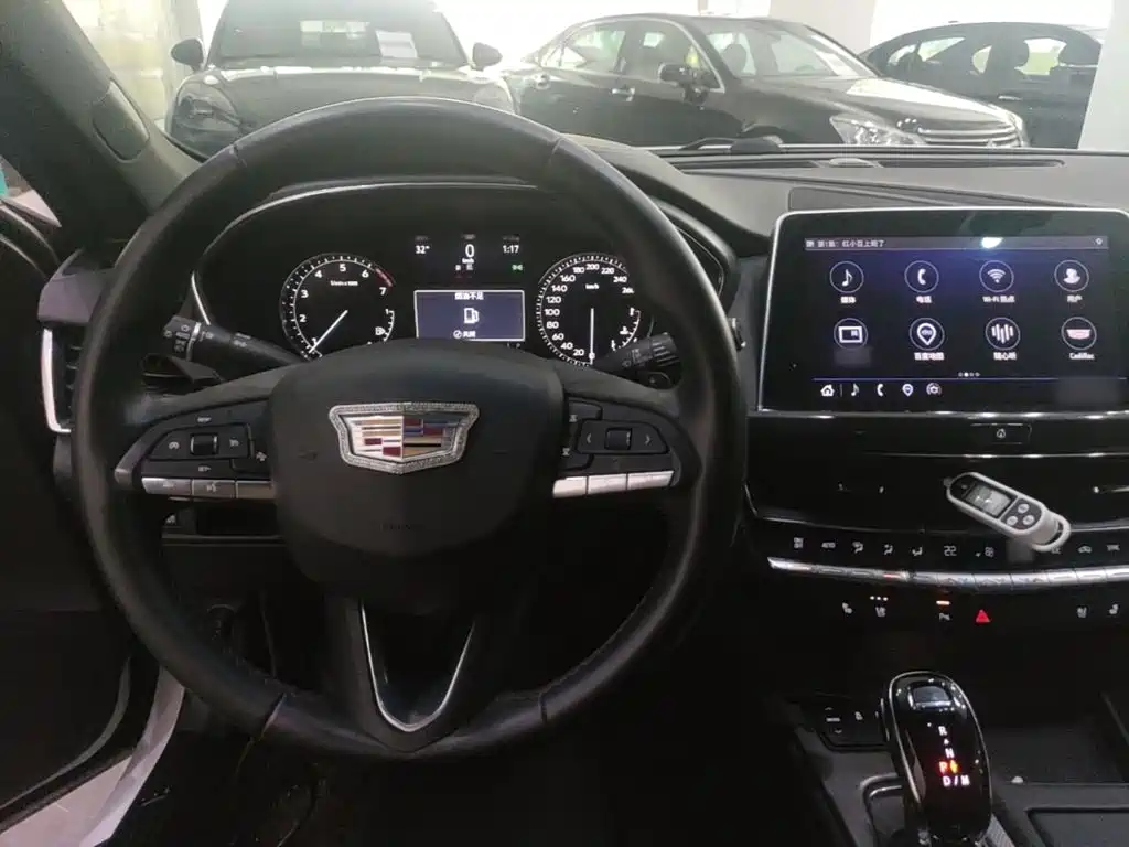 Cadillac CT5 — миниатюра 11