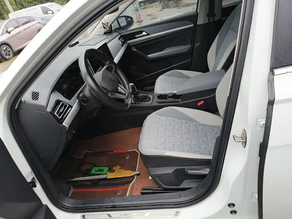 Volkswagen Lavida — миниатюра 15