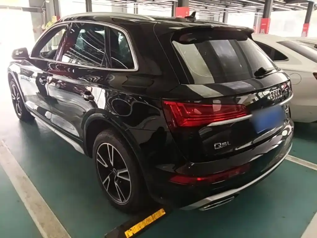Audi Q5L — миниатюра 5