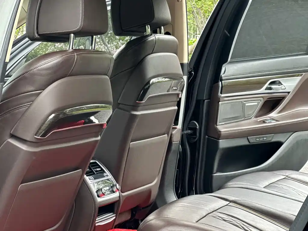 BMW 7 Series 7 2021 730Li Luxury