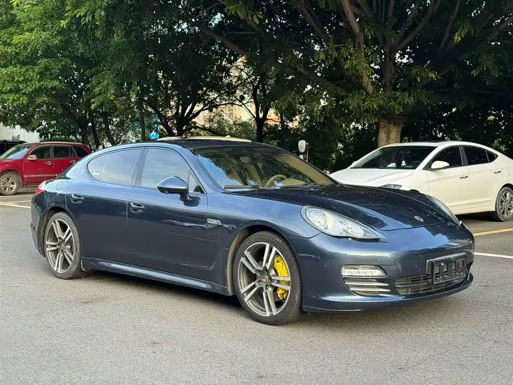 Porsche Panamera 2010 Panamera 3.6L