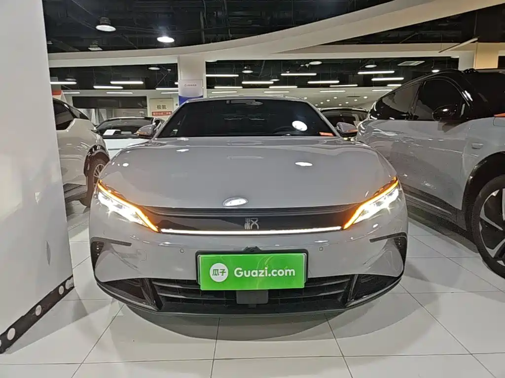 BYD Han — миниатюра 3