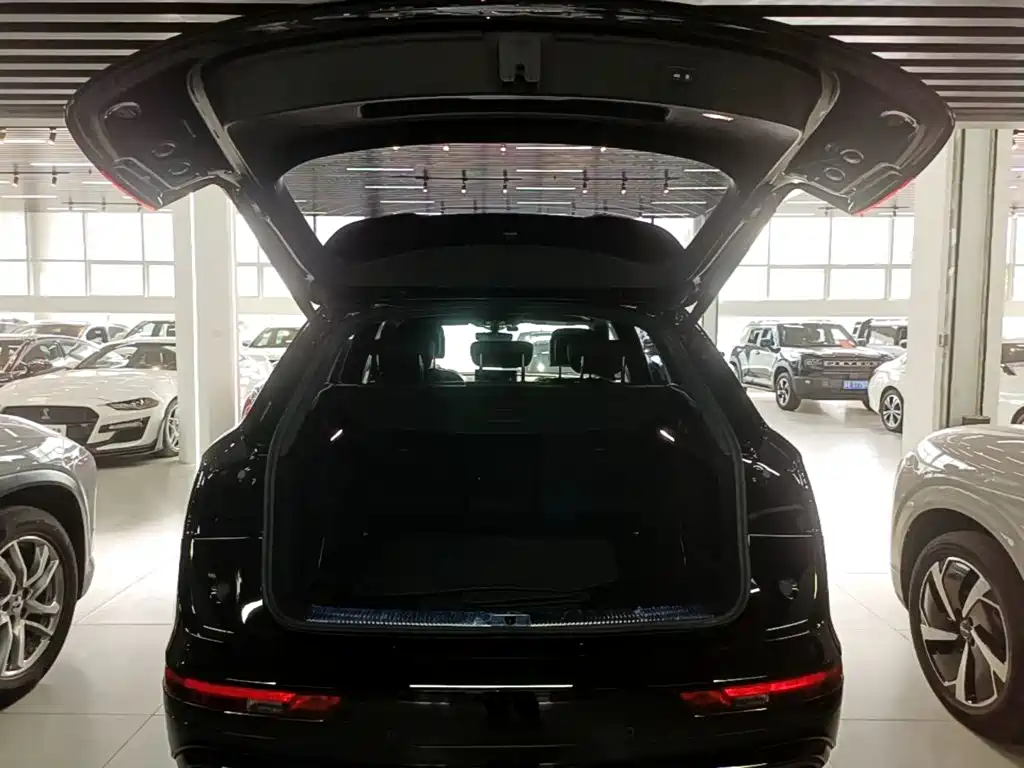 Audi Q5L — миниатюра 19