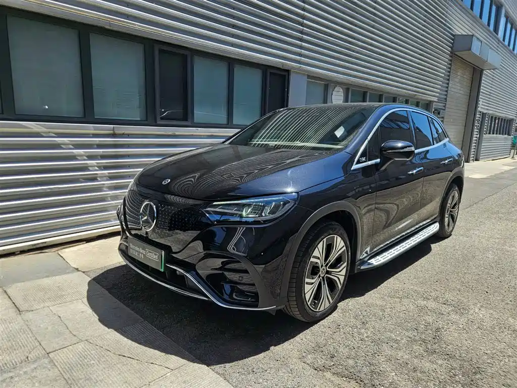 Mercedes-Benz EQE SUV 2024