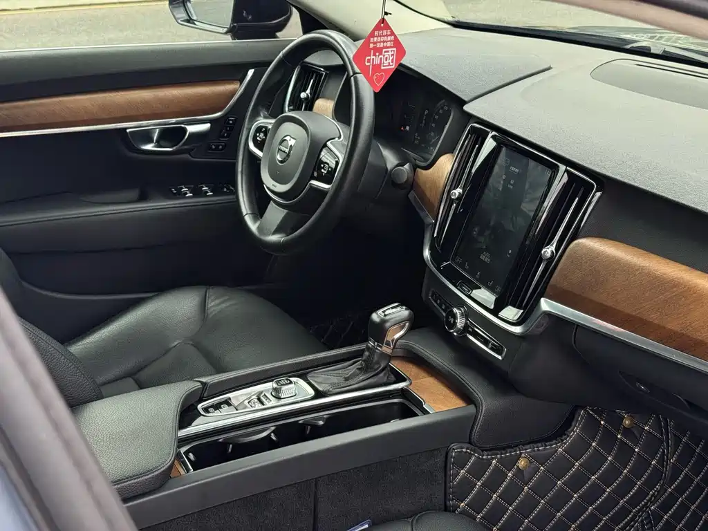 Volvo S90 — миниатюра 11