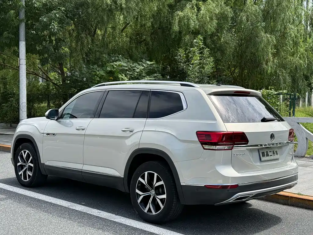 Volkswagen Teramont — миниатюра 8