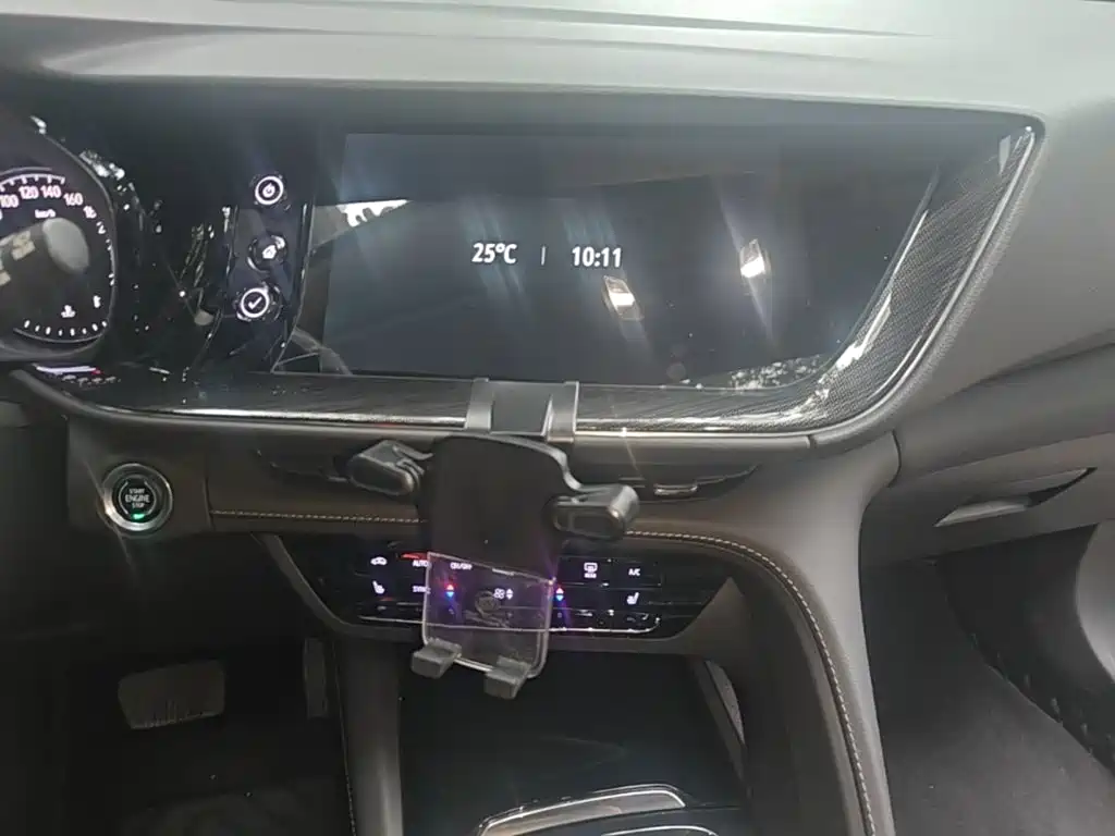 Buick Envision Plus — миниатюра 13