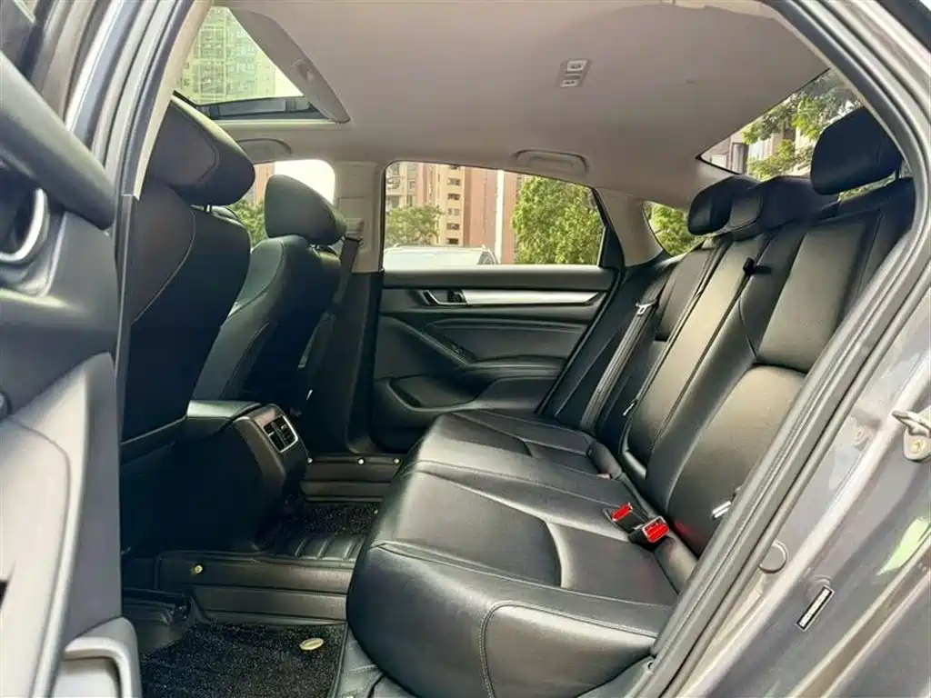 Honda Accord 2018 260TURBO Elite VI