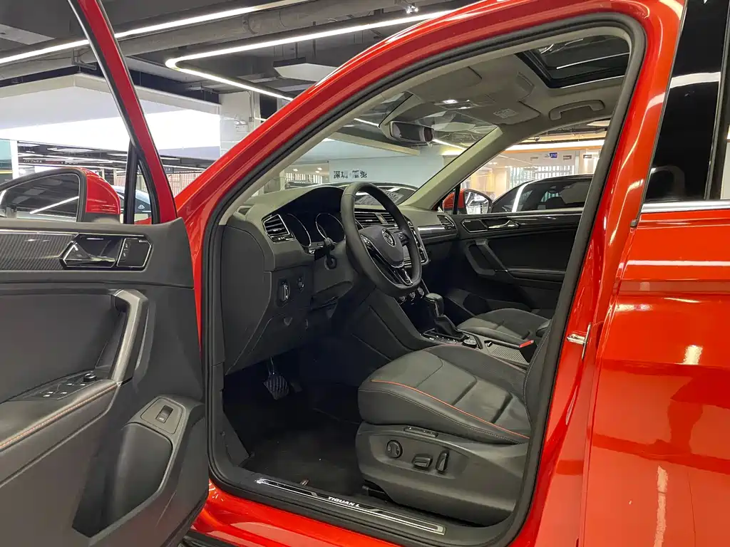 Volkswagen Tiguan L — миниатюра 6