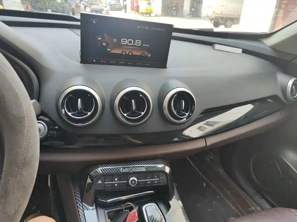 Wey Wey VV7 — миниатюра 6