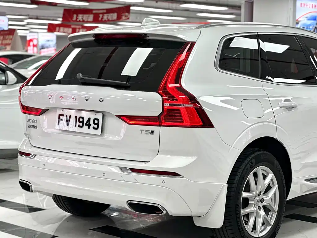 Volvo XC60 — миниатюра 5
