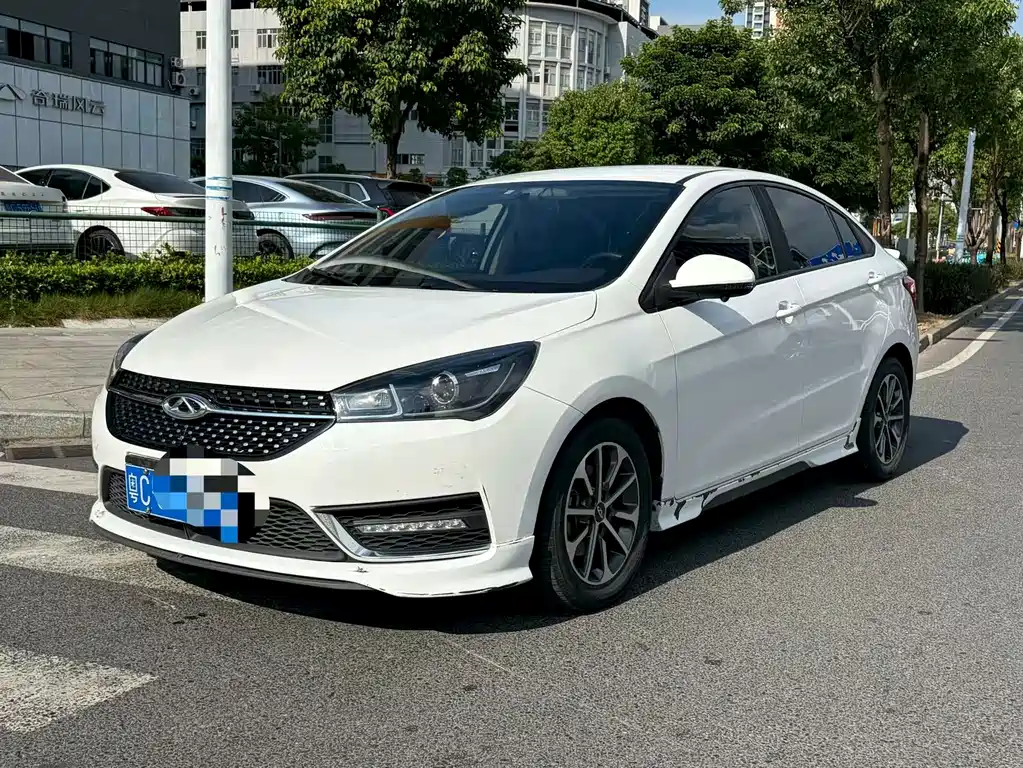 Chery Arrizo 5