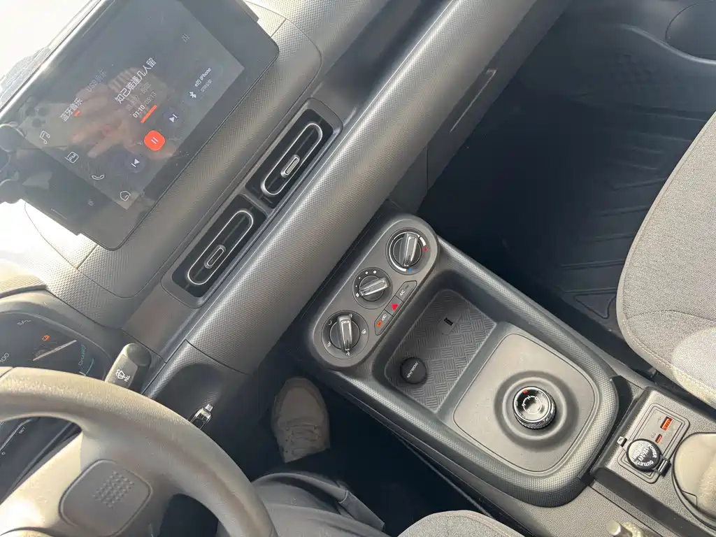 Wuling Hongguang EV — миниатюра 5