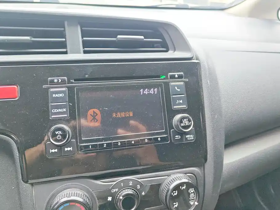 Honda Fit — миниатюра 13