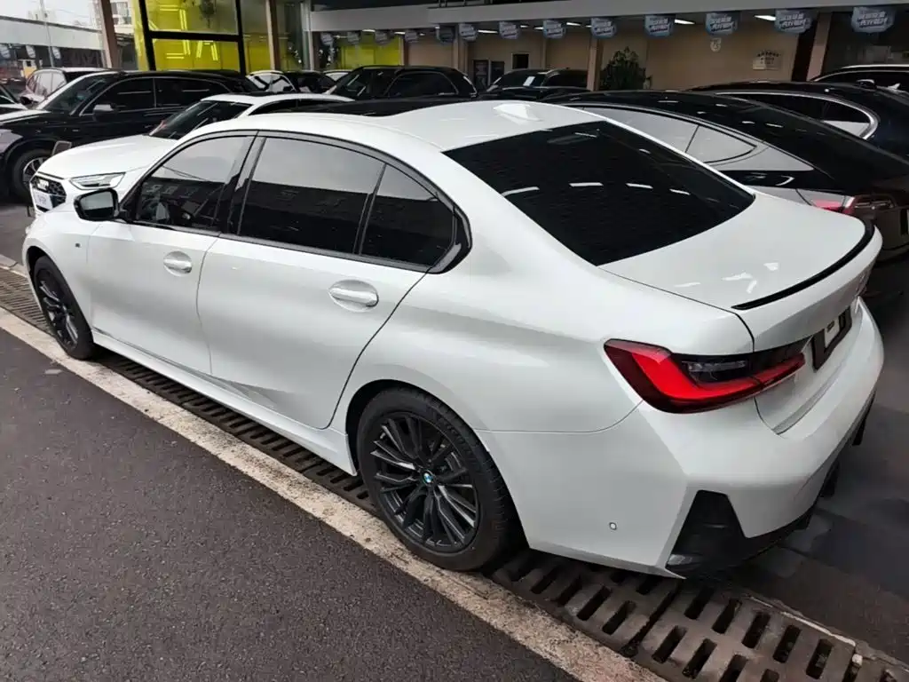 BMW 3 Series — миниатюра 5