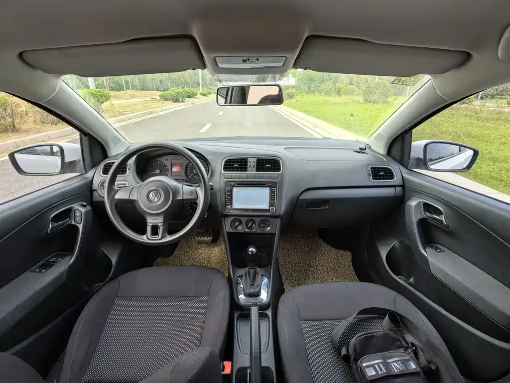 Volkswagen Polo — миниатюра 14