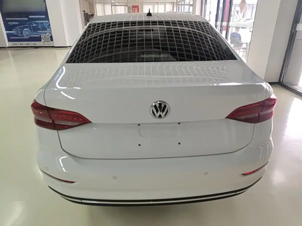 Volkswagen Lavida Pure Electric — миниатюра 6