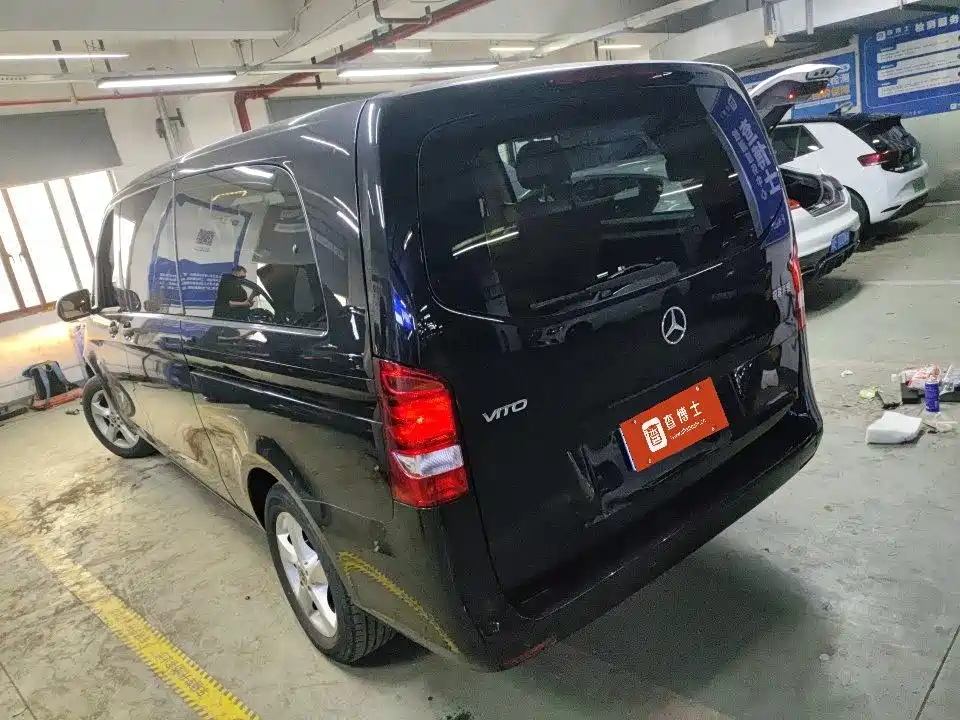 Mercedes-Benz Vito — миниатюра 9