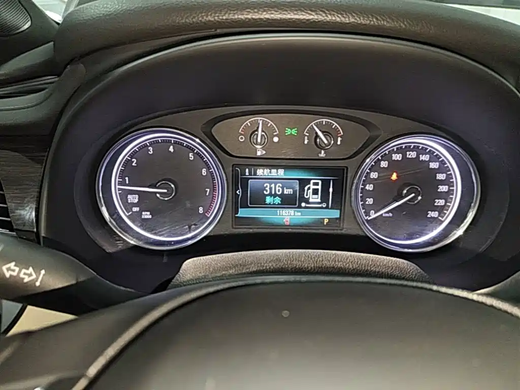 Buick LaCrosse — миниатюра 12