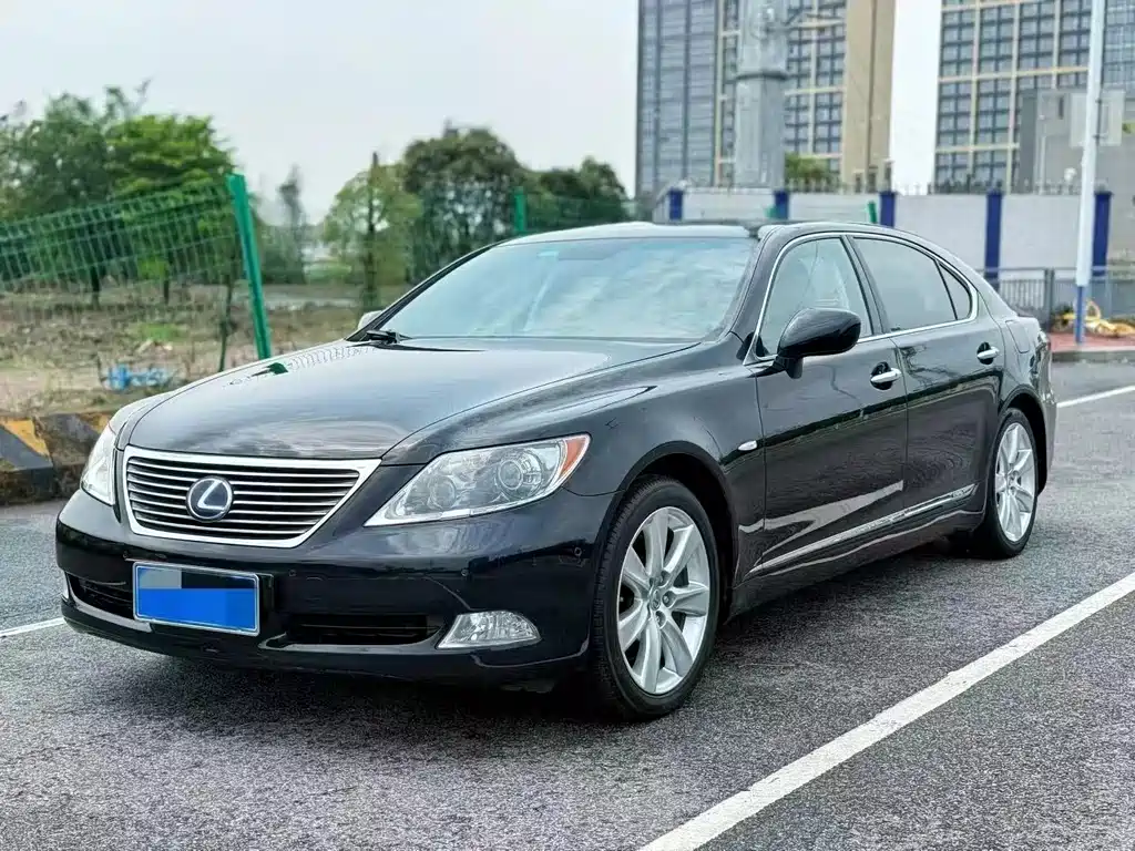 Lexus LS 2009