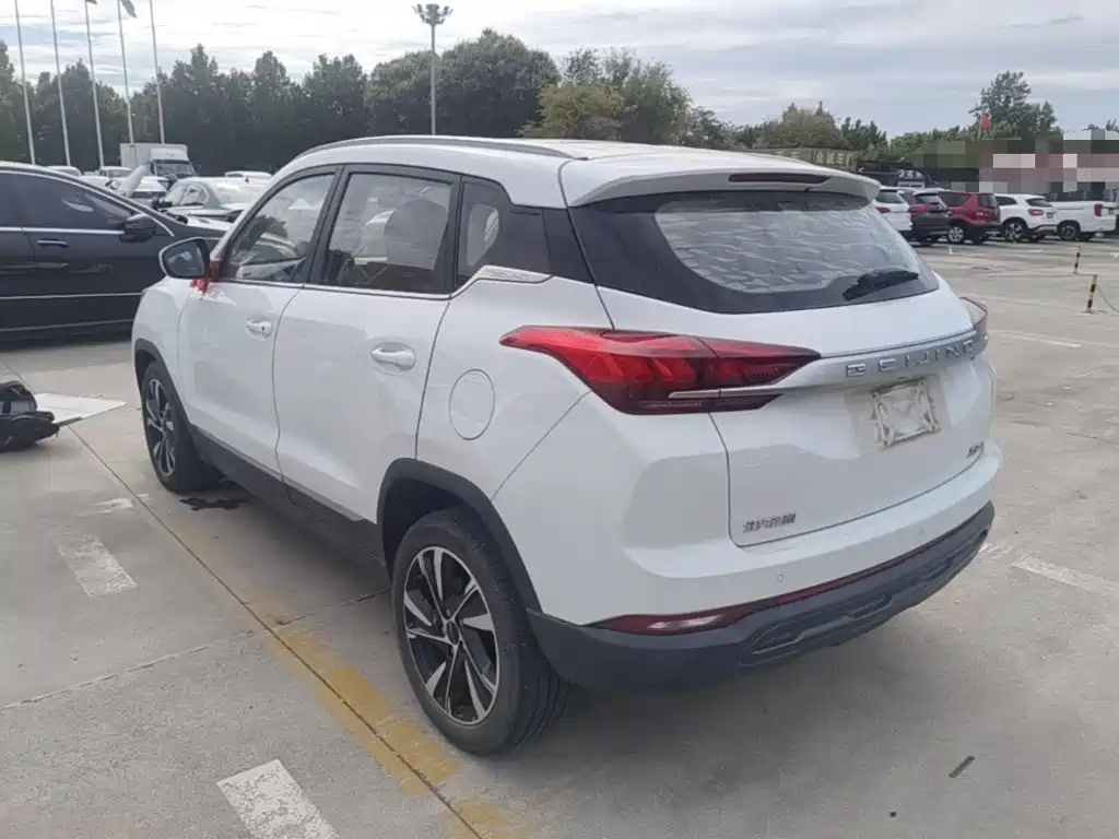 BAIC X3 — миниатюра 5