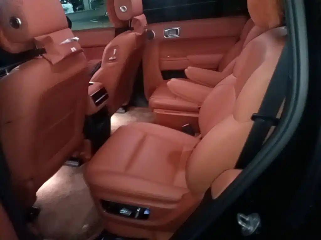 Li Auto Li L8 — миниатюра 17